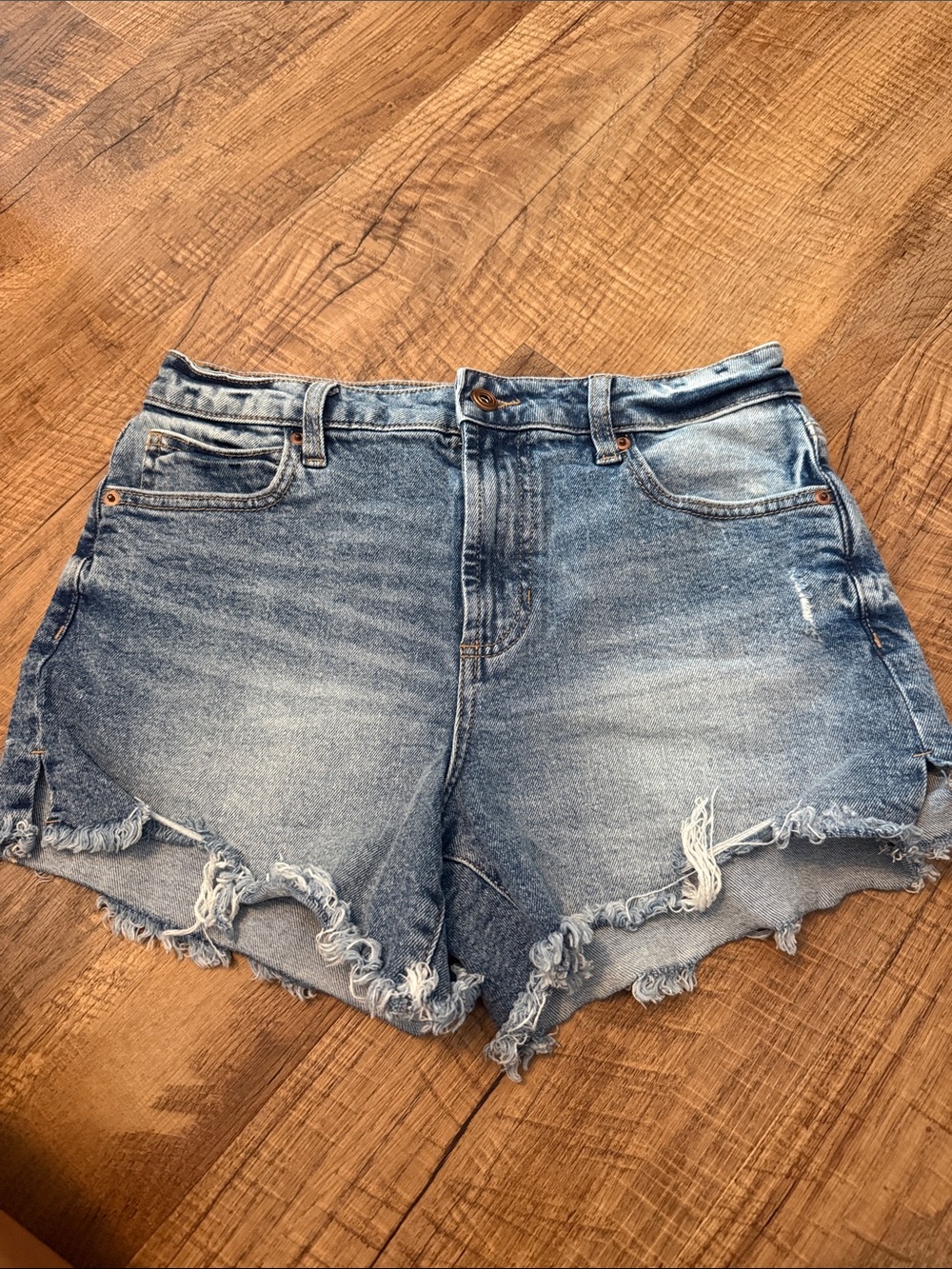 Celebrity pink High-Rise Distressed Denim Shorts - Light Blue